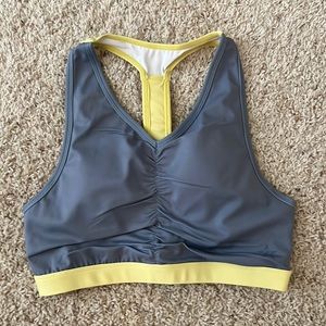 AM sports bra